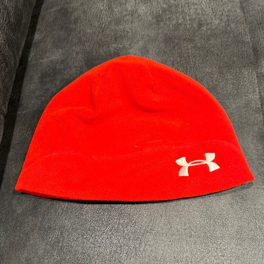 Youth large under Armour winter hat